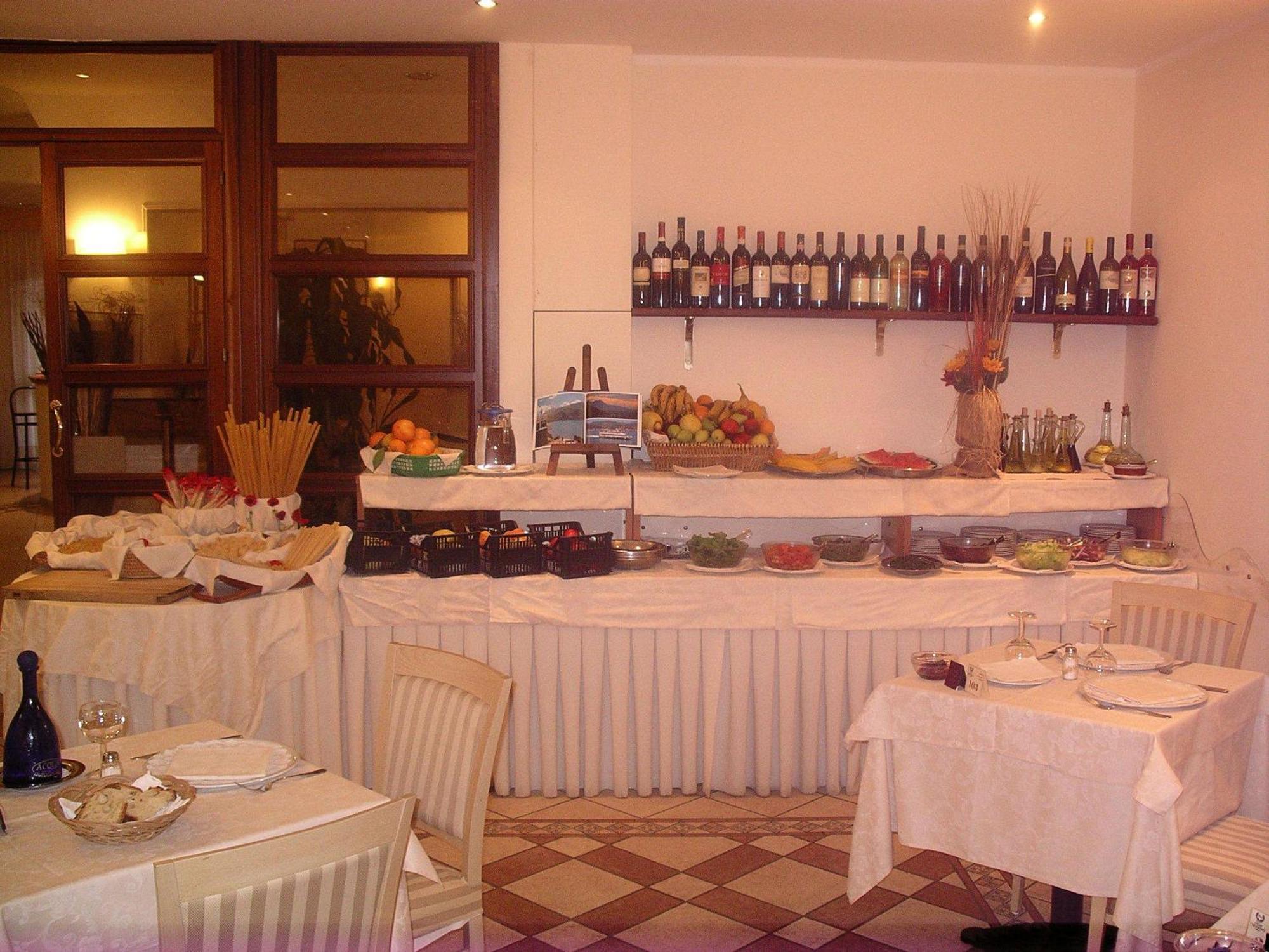 Hotel Tirreno Sapri Exterior photo
